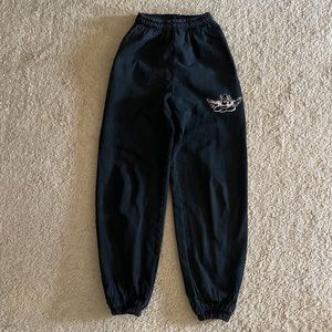 Boys Lie Sweatpants (Black). Size Small.